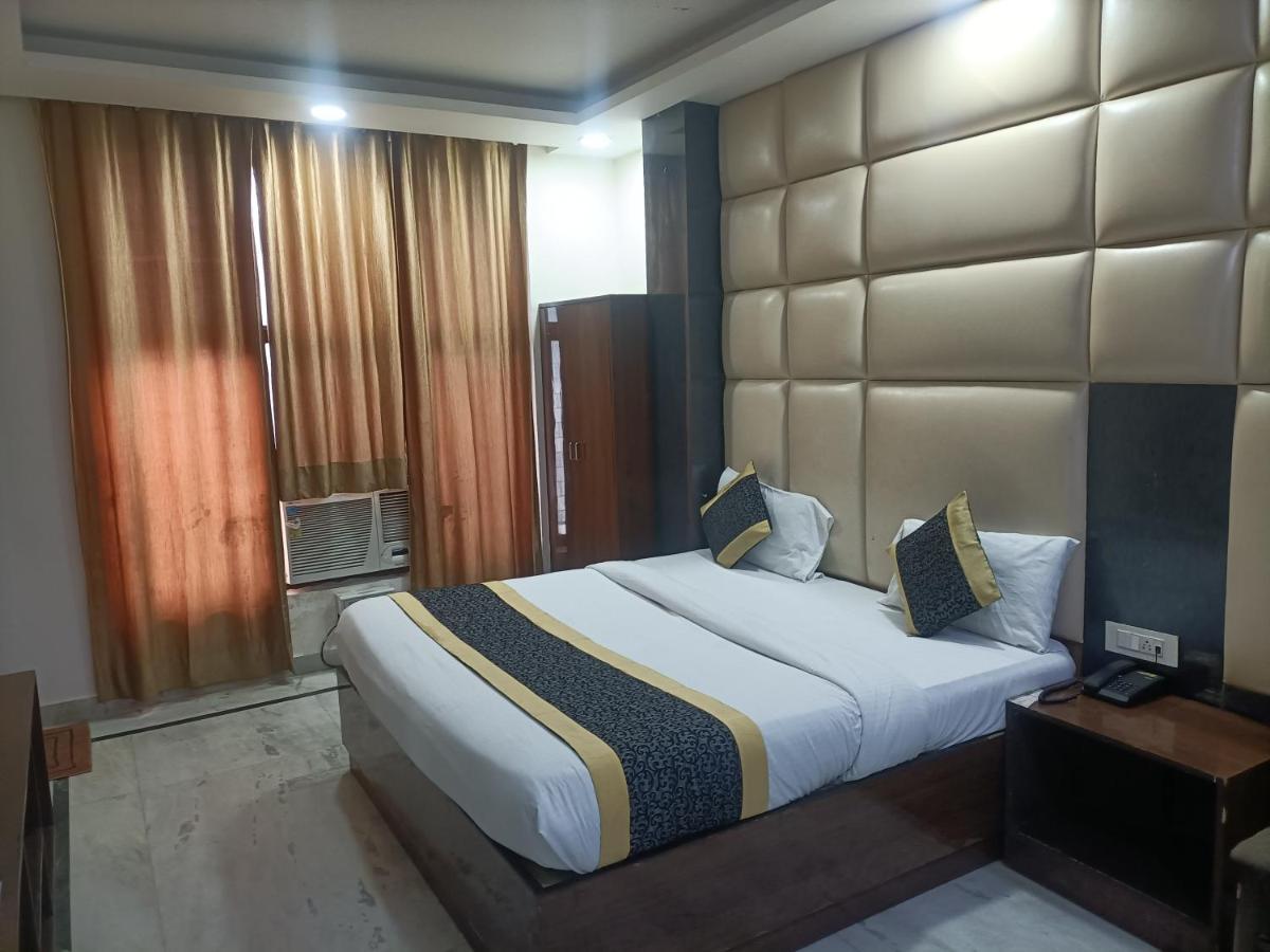 Hotel Le Mount Near Igi Airport Nueva Delhi Exterior foto