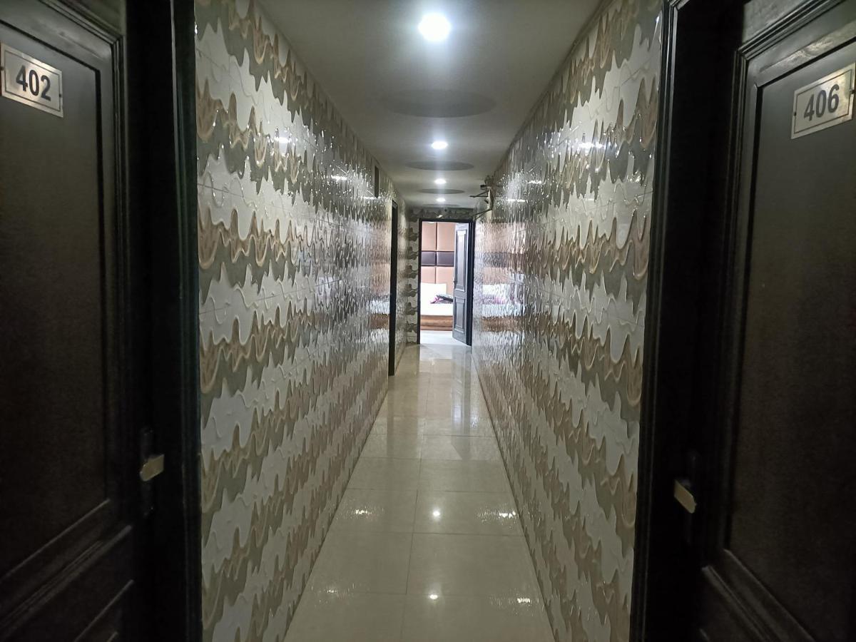 Hotel Le Mount Near Igi Airport Nueva Delhi Exterior foto