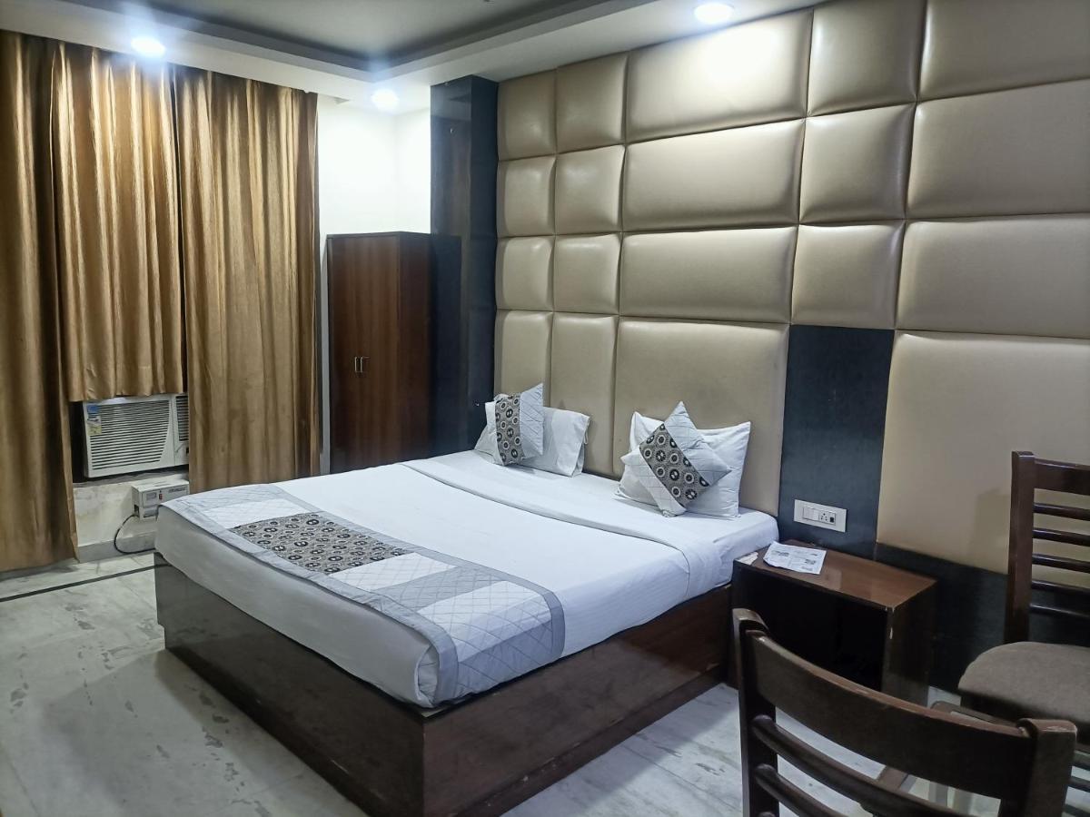 Hotel Le Mount Near Igi Airport Nueva Delhi Exterior foto
