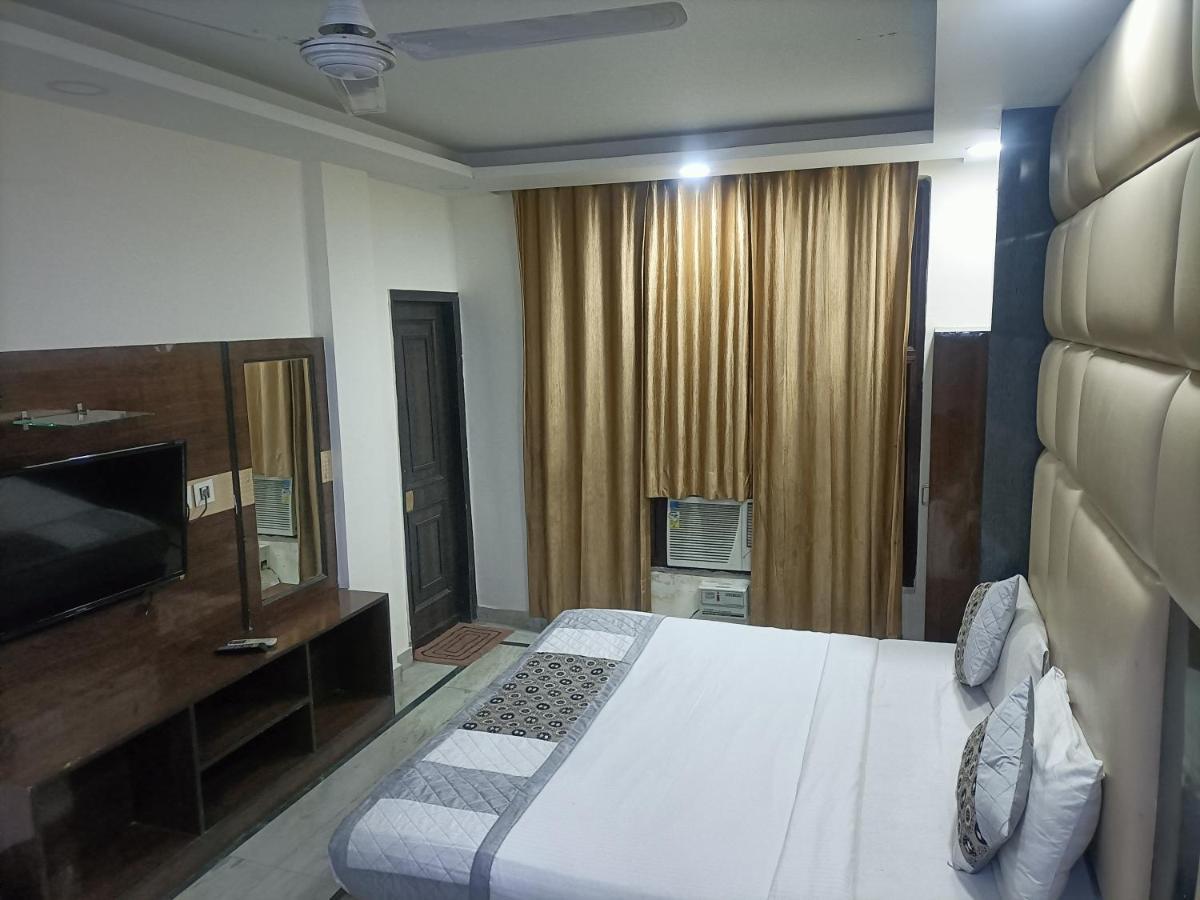 Hotel Le Mount Near Igi Airport Nueva Delhi Exterior foto
