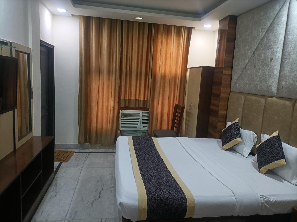 Hotel Le Mount Near Igi Airport Nueva Delhi Exterior foto