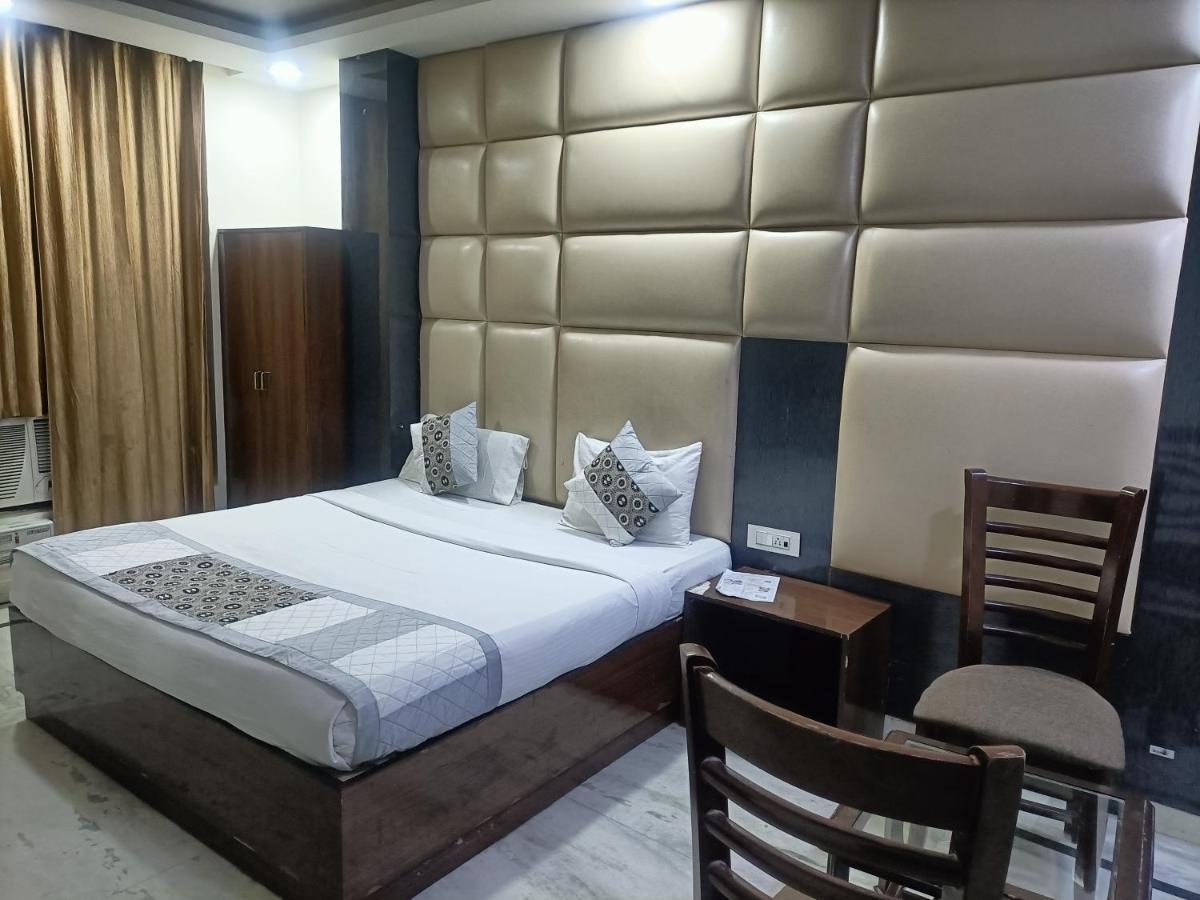 Hotel Le Mount Near Igi Airport Nueva Delhi Exterior foto